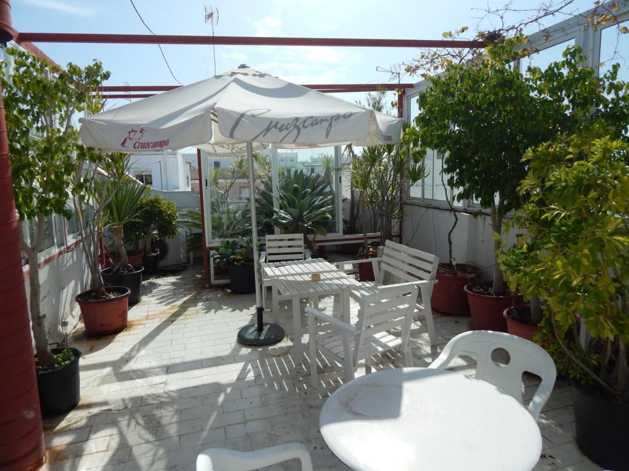 Hostal Cristina Chipiona Exterior foto